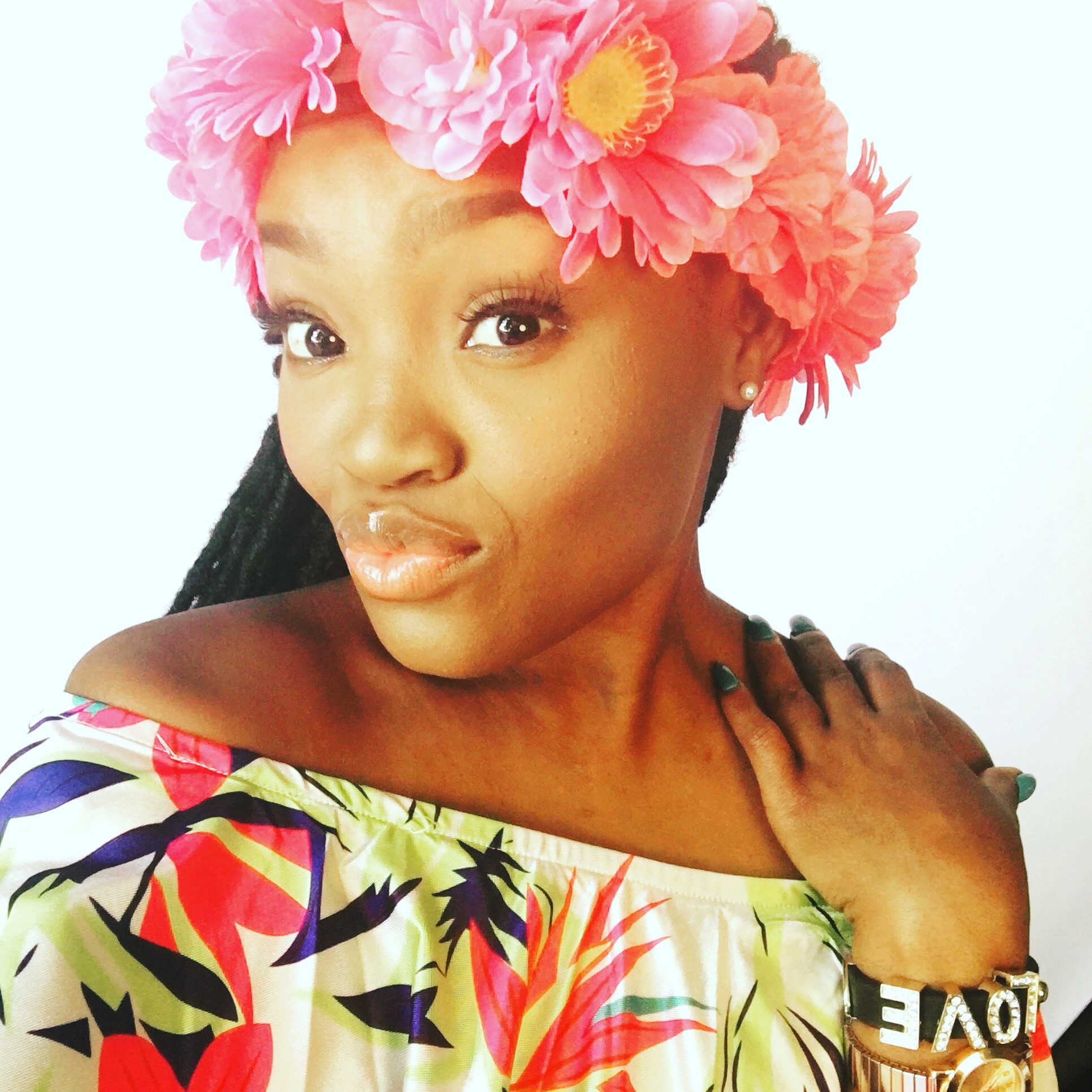 SELFIE BOOK-CHAPTER 11: SPRING BEAUTY