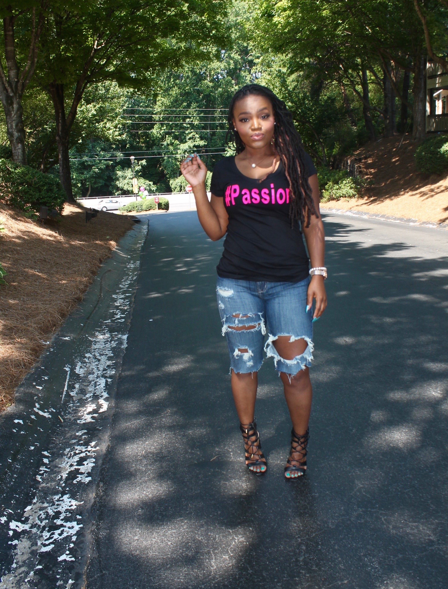 STYLE PASSION GRAPHIC TEE