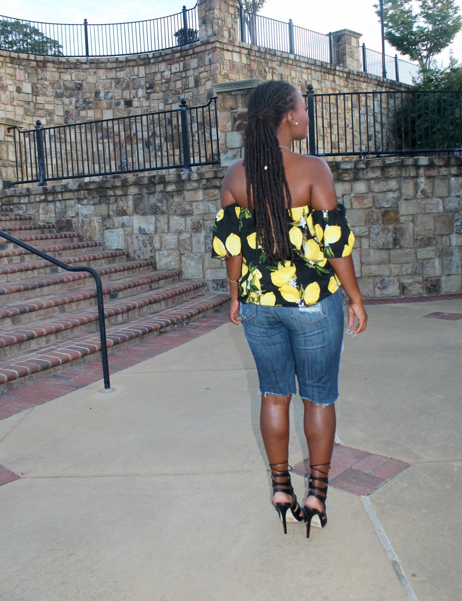 STYLE: WHEN LIFE GIVES YOU LEMONS…..