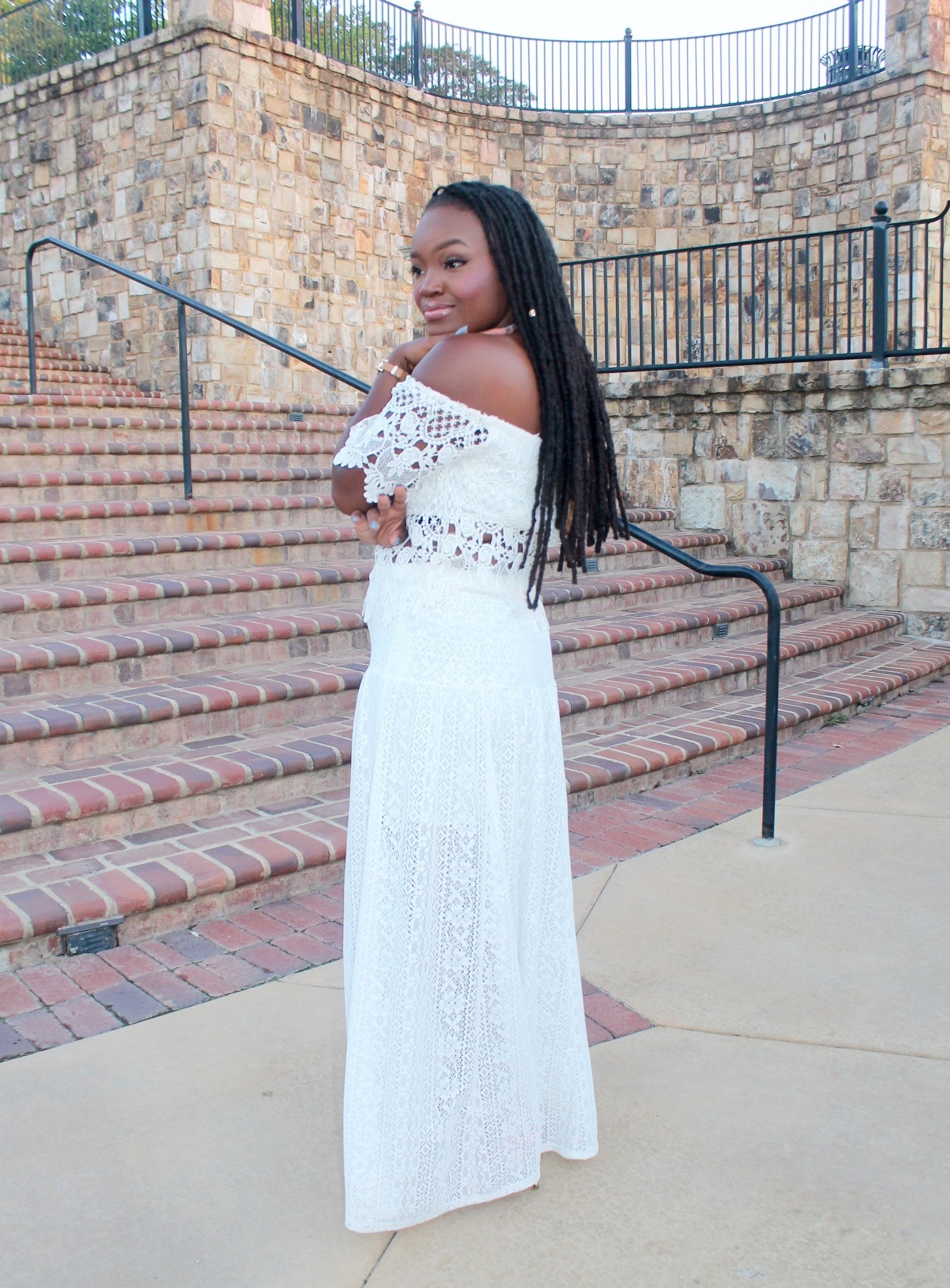 STYLE: ALL WHITE BRUNCH ATTIRE