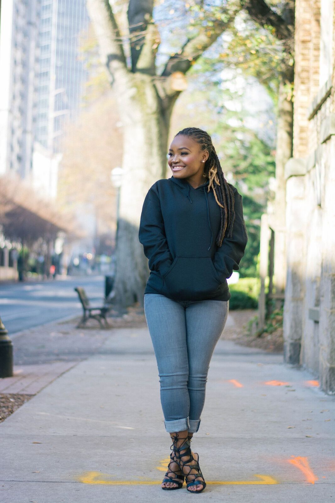STYLE: CASUAL FRIDAY SWEATSHIRT X SPANX DENIM 