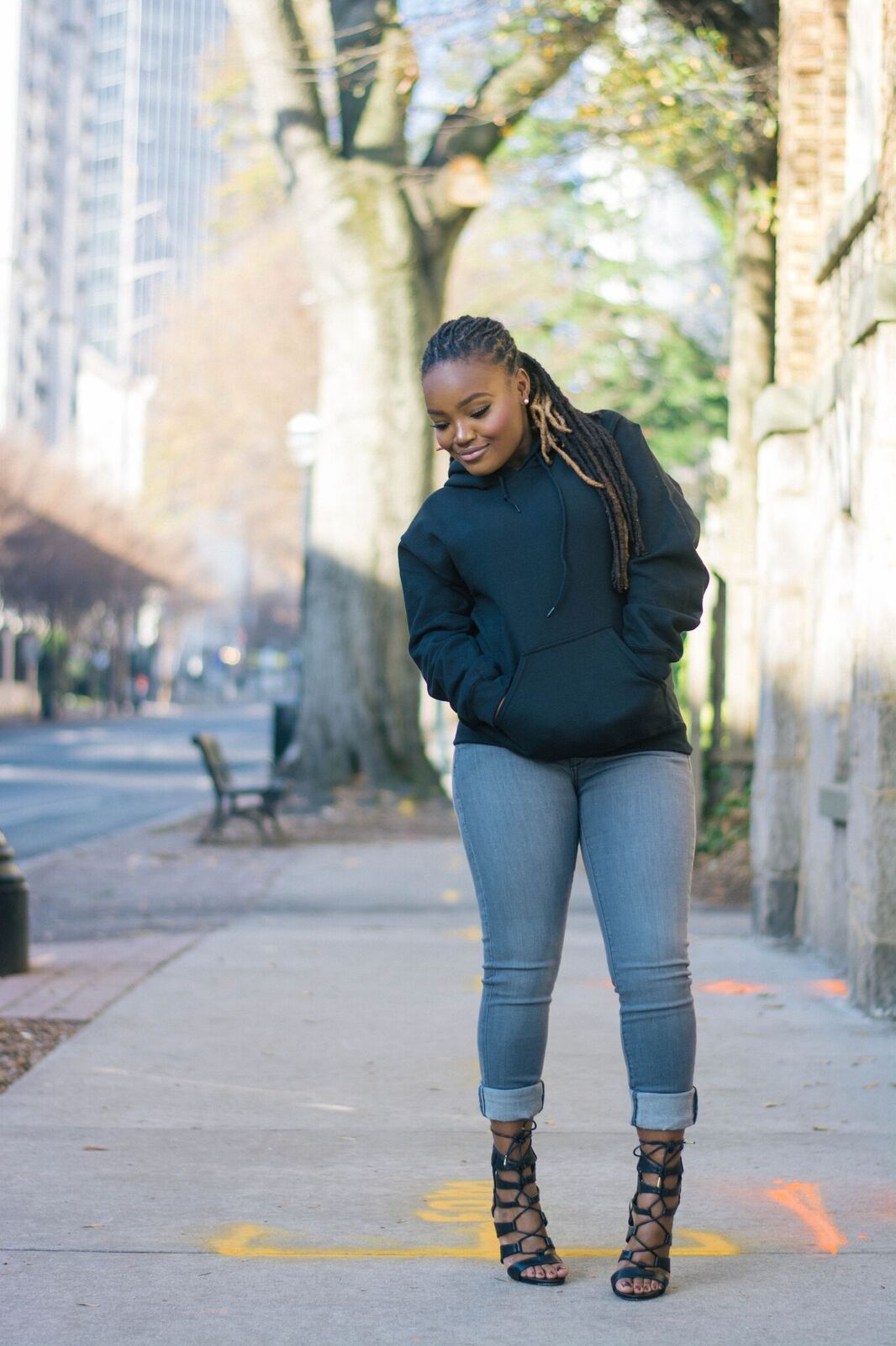 STYLE: CASUAL FRIDAY SWEATSHIRT X SPANX DENIM 