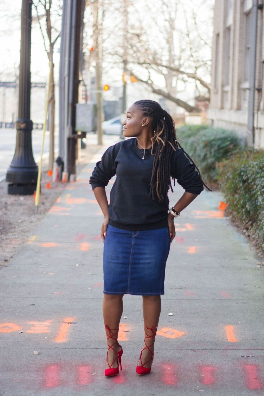 STYLE: CASUAL FRIDAY THRIFTED DENIM SKIRT