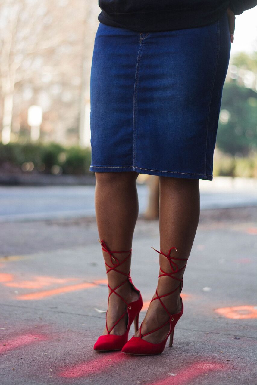 STYLE: CASUAL FRIDAY THRIFTED DENIM SKIRT