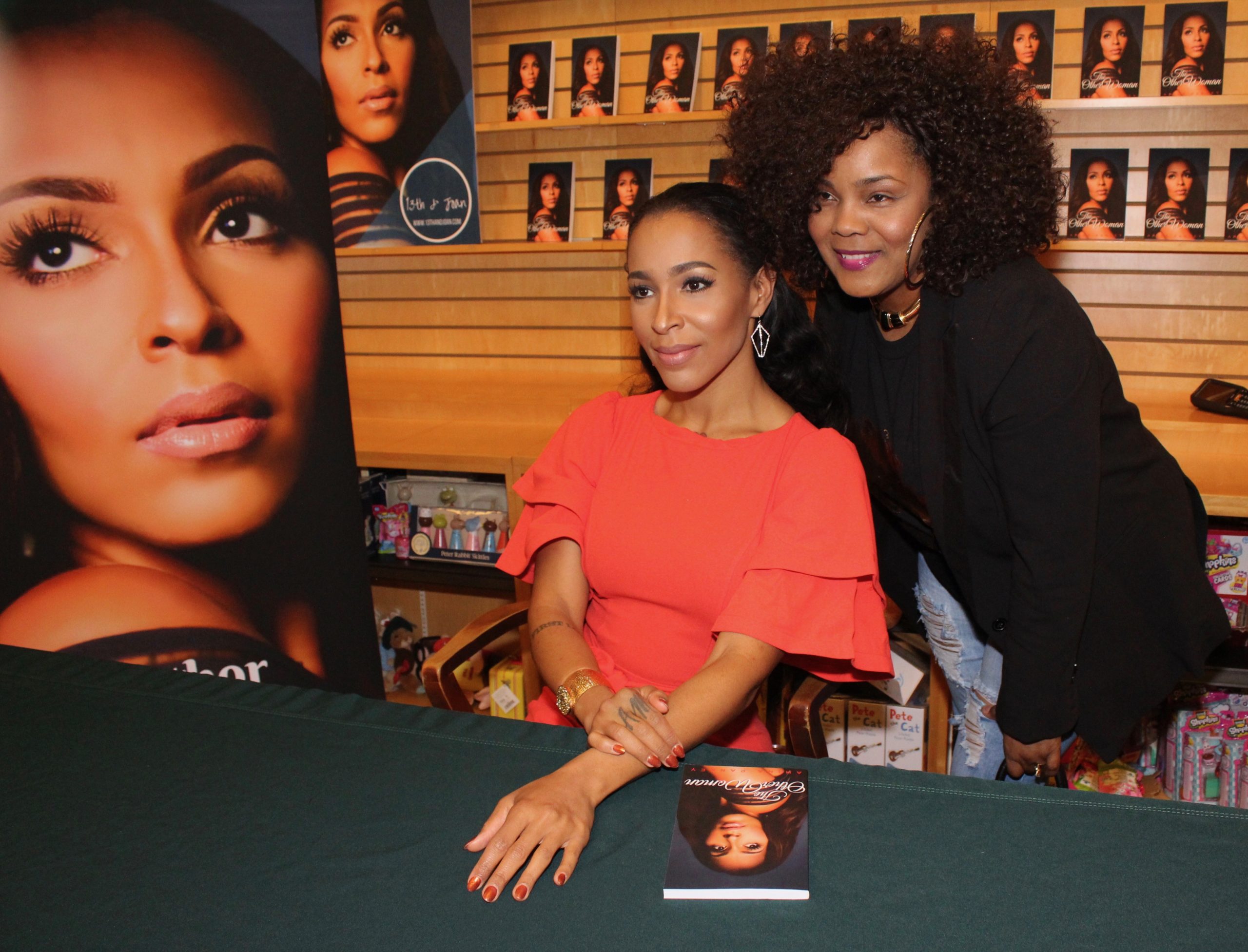 SOCIAL: AMINA PANKEY THE OTHER WOMAN BOOK SIGNING EVENT