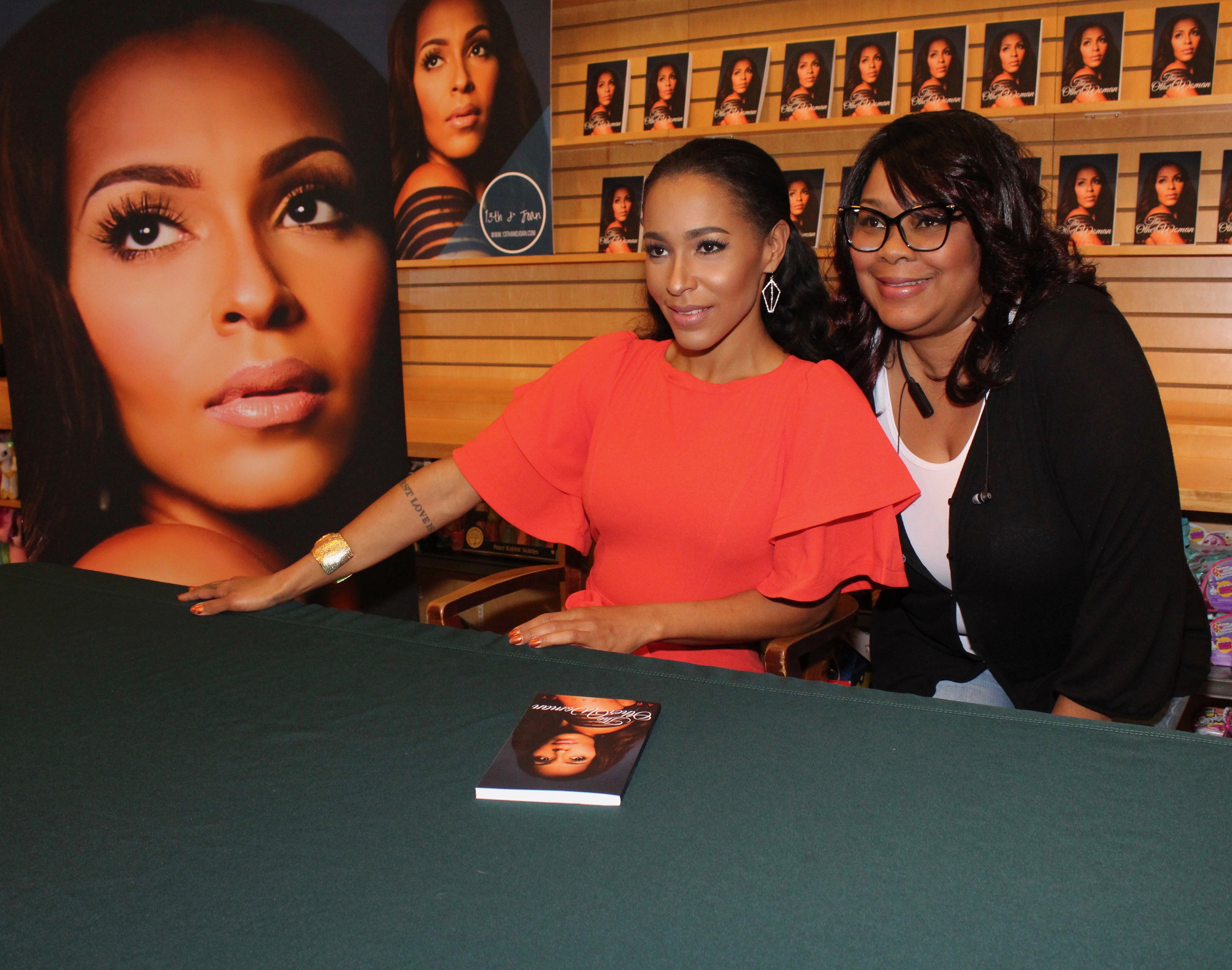 SOCIAL: AMINA PANKEY THE OTHER WOMAN BOOK SIGNING EVENT