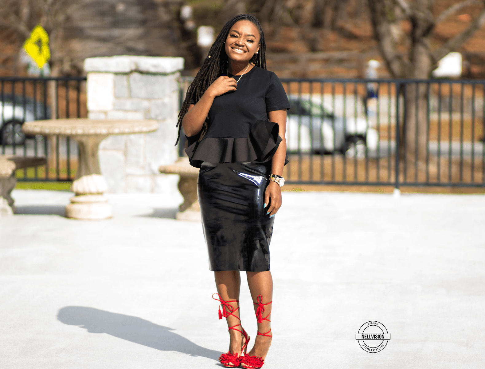 STYLE: MAKE ME CHIC BLACK CREWNECK RUFFLE CROP BLOUSE