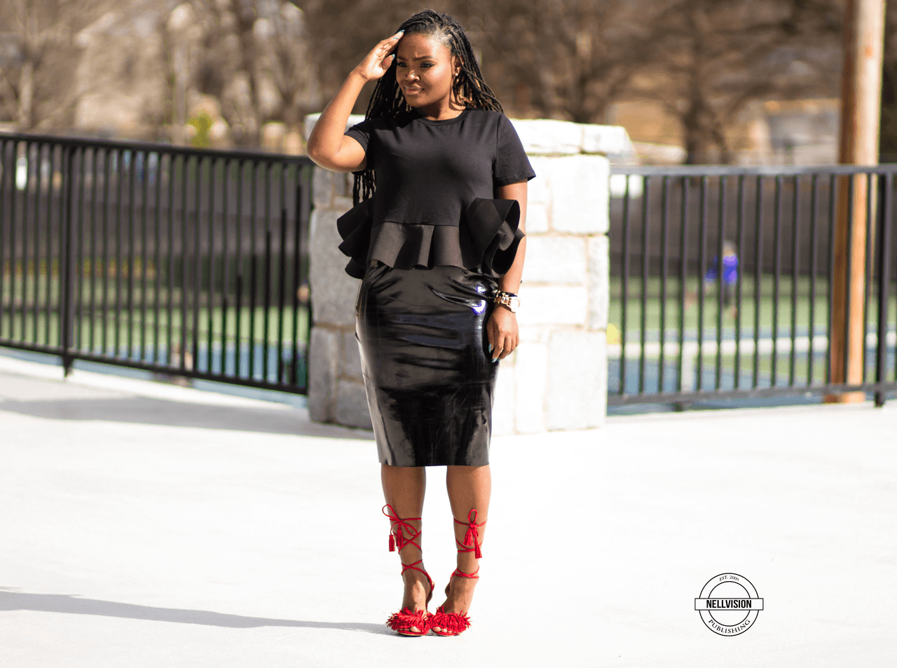 STYLE: MAKE ME CHIC BLACK CREWNECK RUFFLE CROP BLOUSE