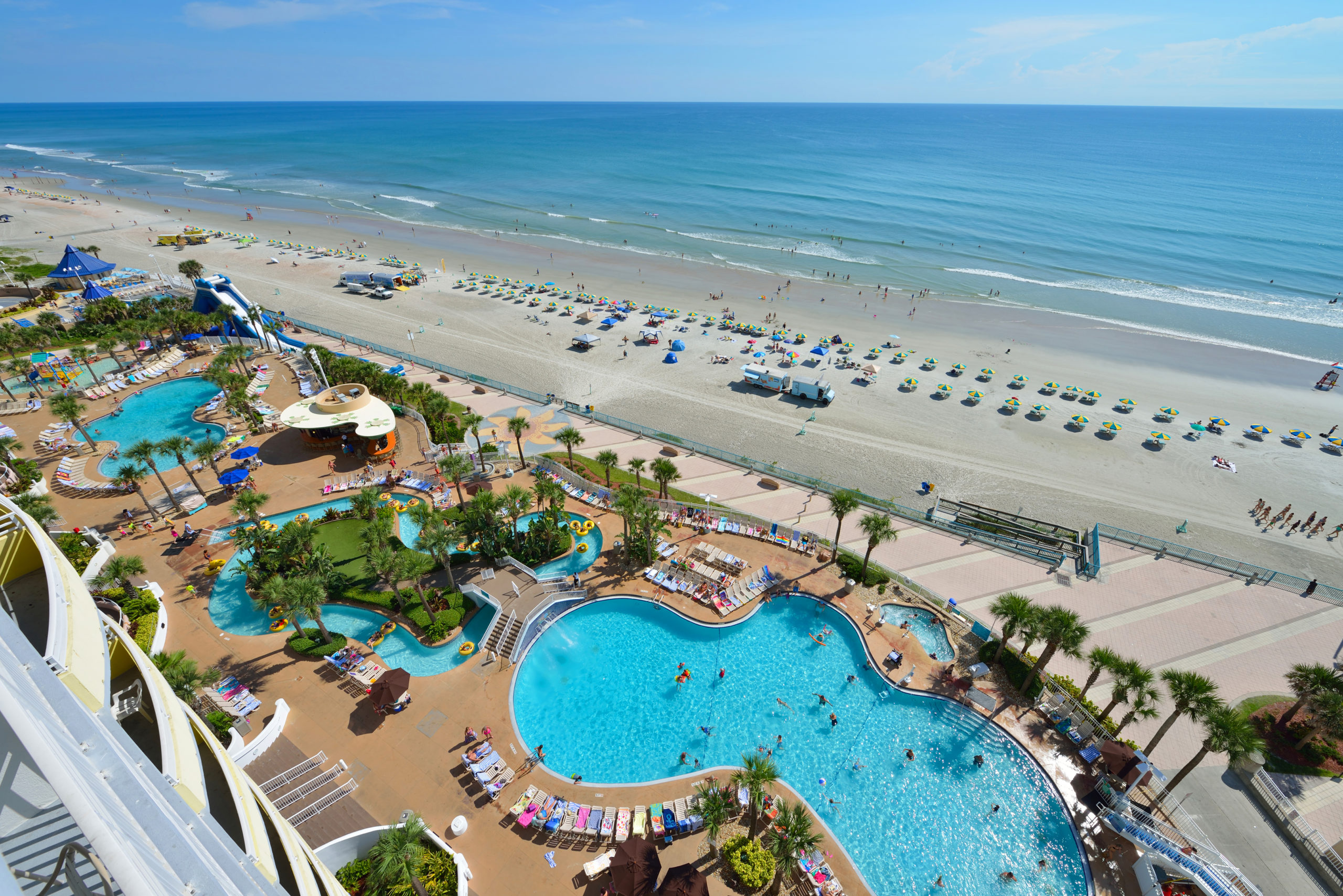 SUMMER DAYTONA BEACH WEEKDAY GETAWAY