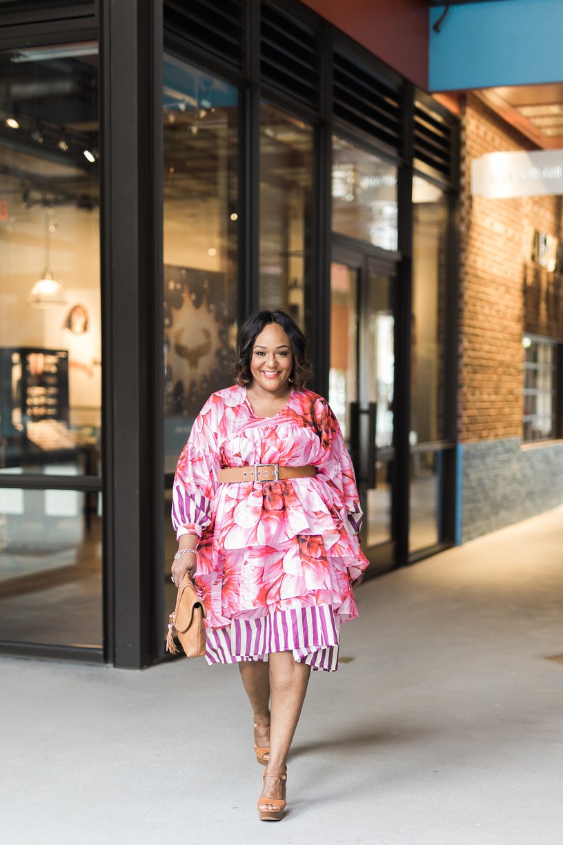 TOP FIVE PLUS SIZE BLOGGERS TO FOLLOW