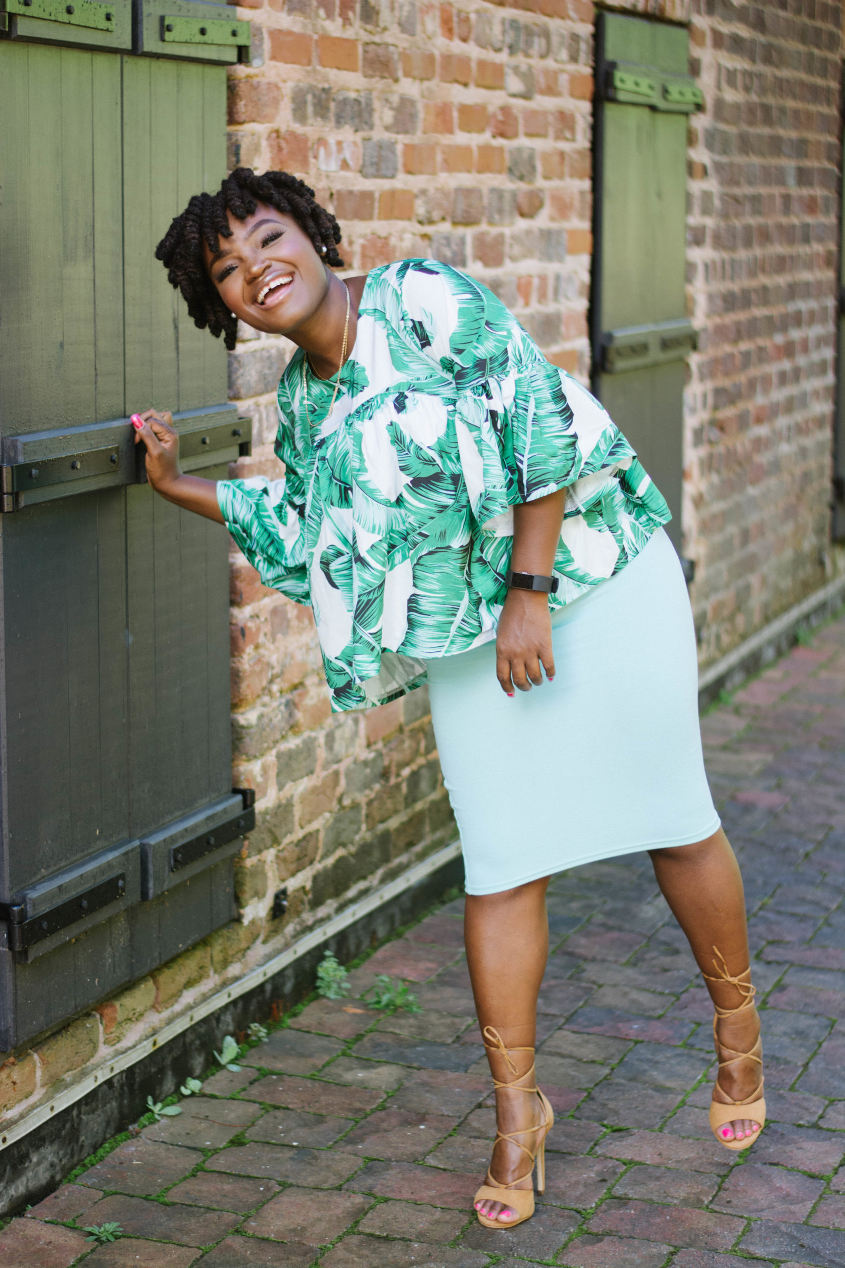 SUMMER CLOSEOUT FLORAL BLOUSE
