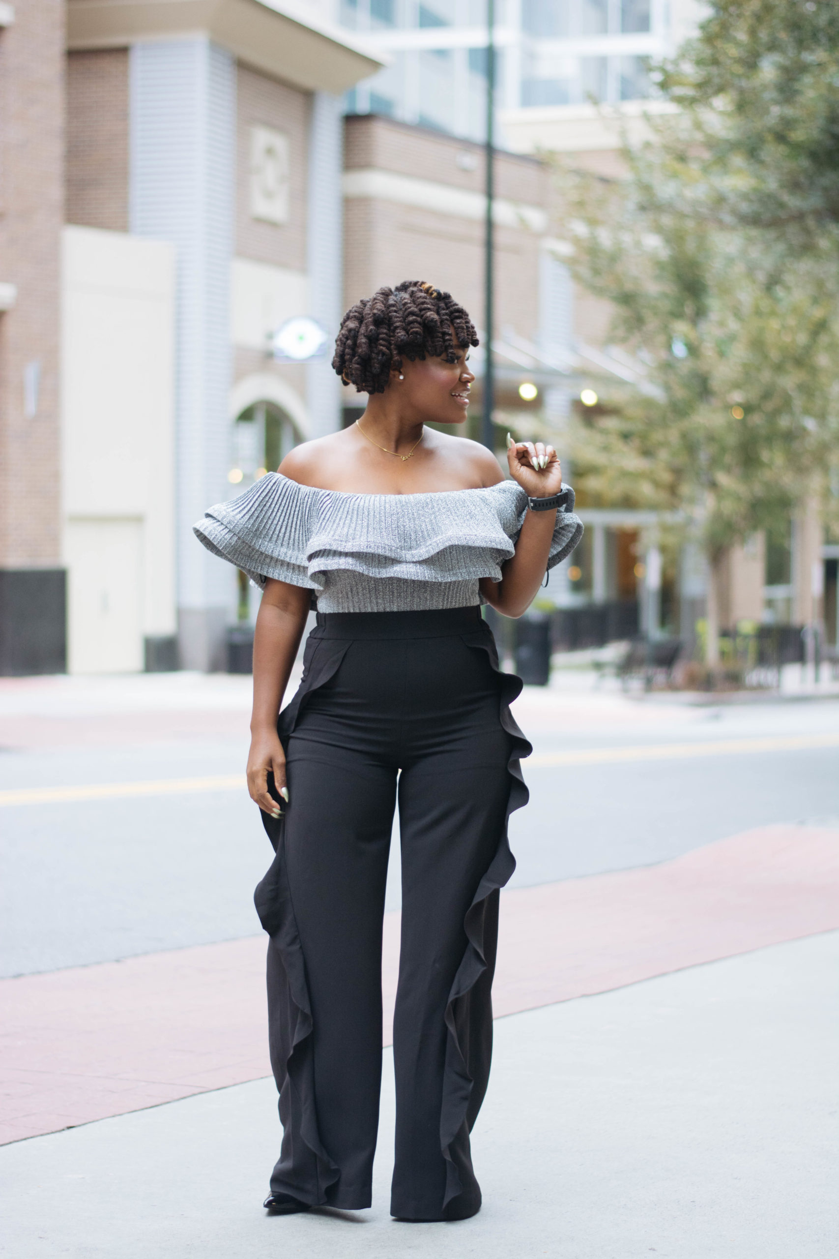 WPS: BIG HAT BRUNCH SPARKLY OFF THE SHOULDER TOP