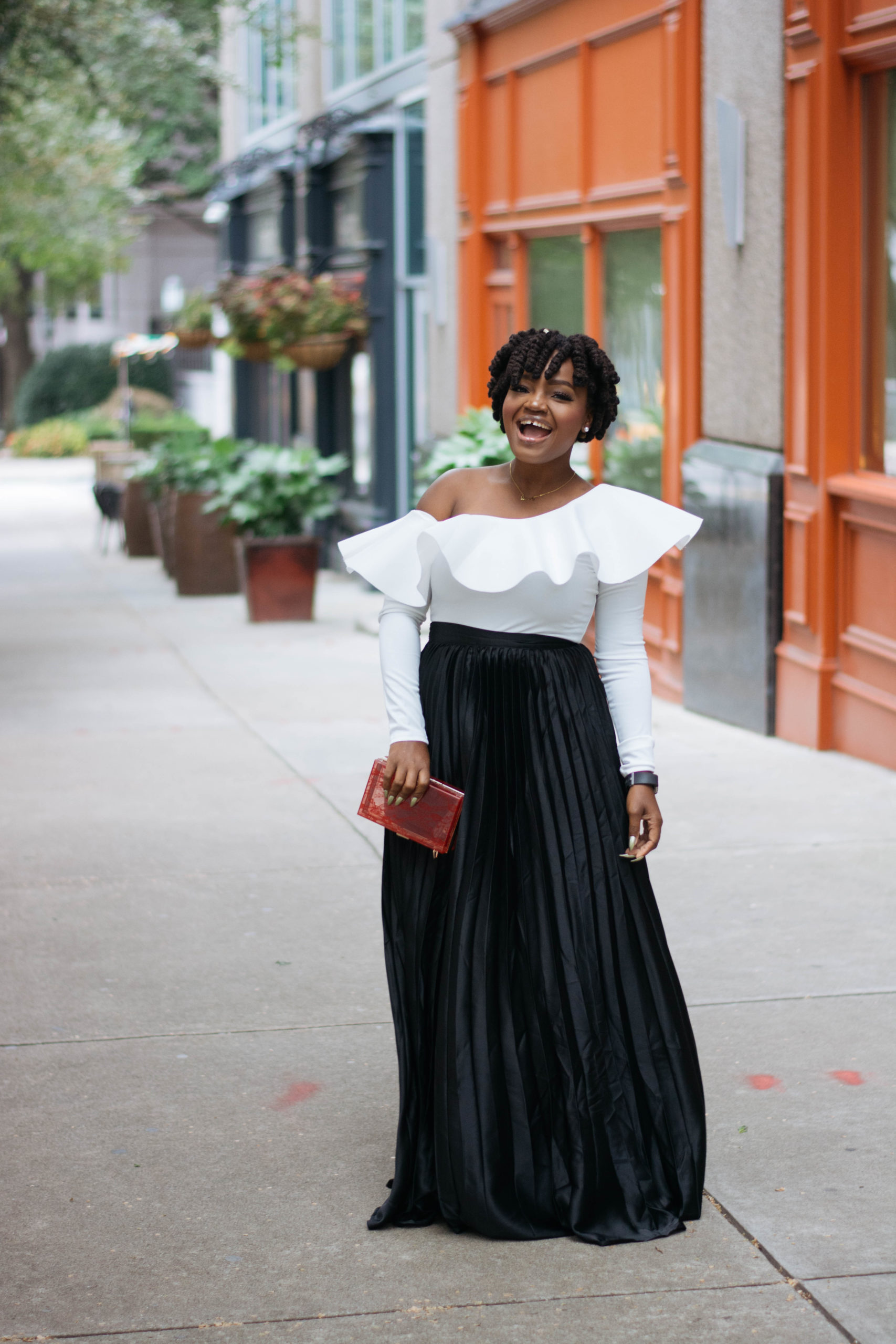 WPS: WERKAHOLIC AWARDS GALA- BLACK AND WHITE LOOK