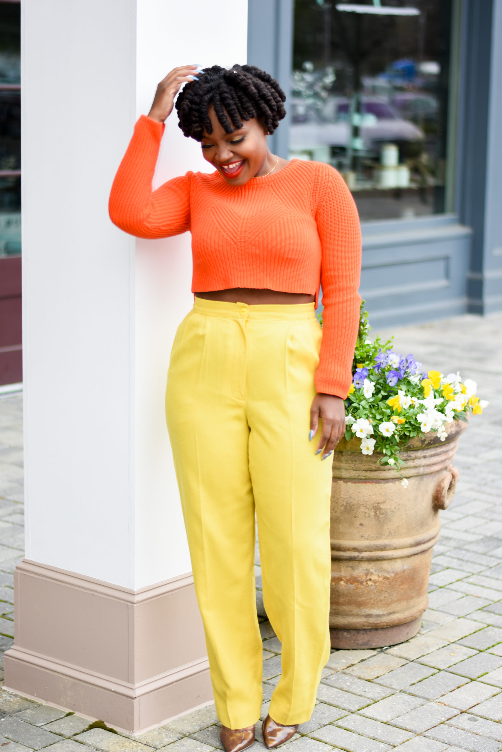 SPRING COLORS AND VINTAGE PANTS