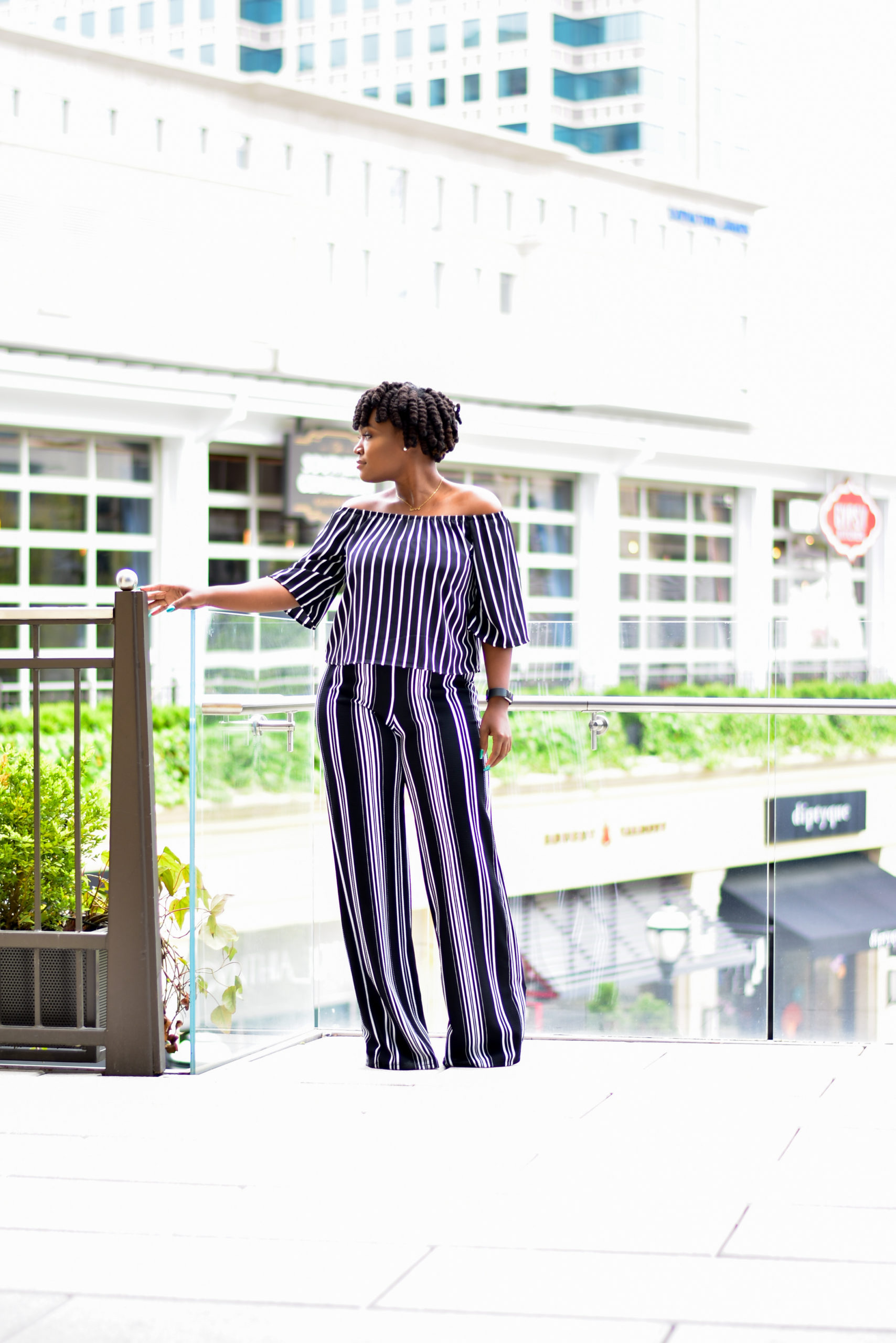 BLACK AND WHITE STRIPES AND HEIGHTS