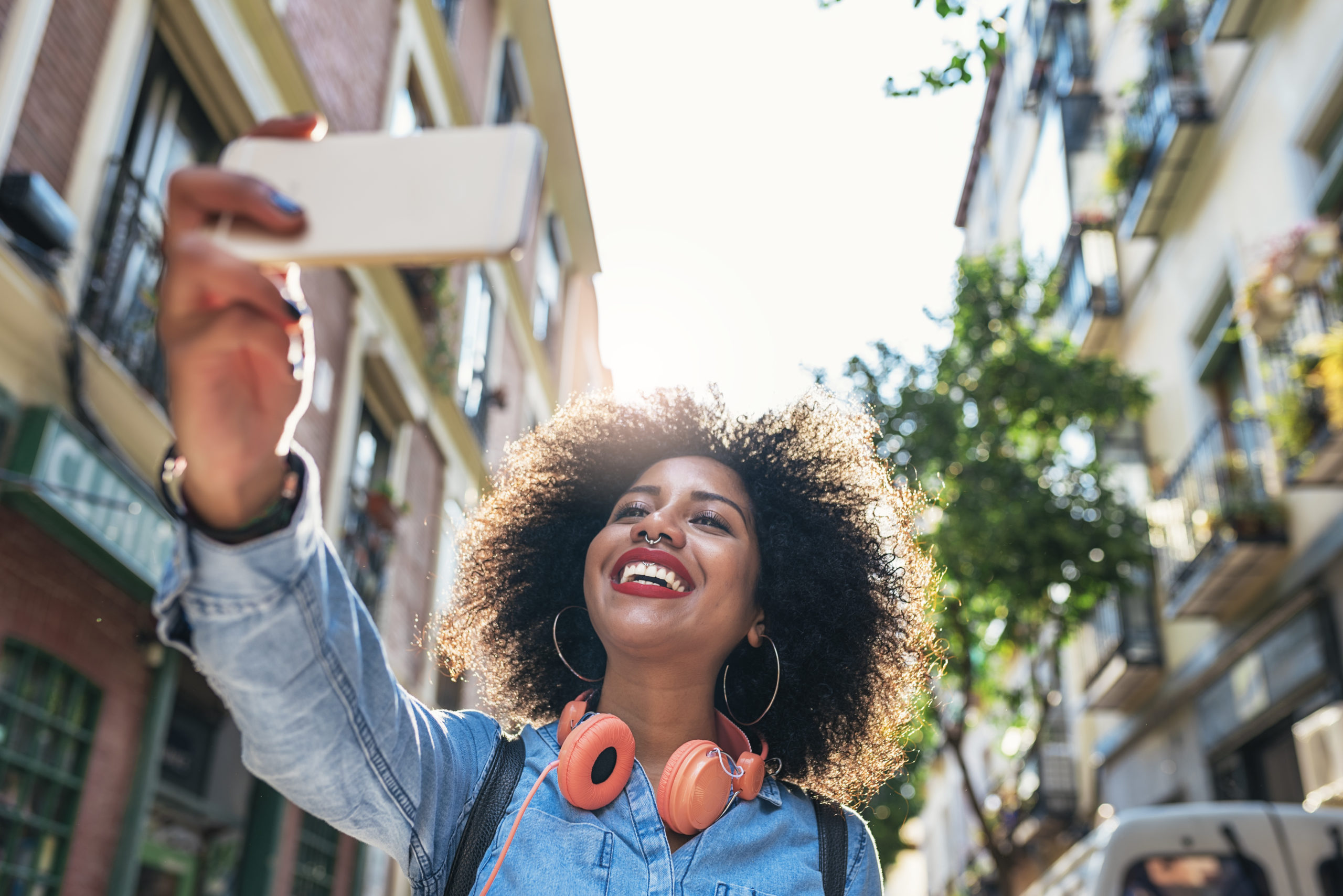 5 Makeup Items for the Woman On-the-Go