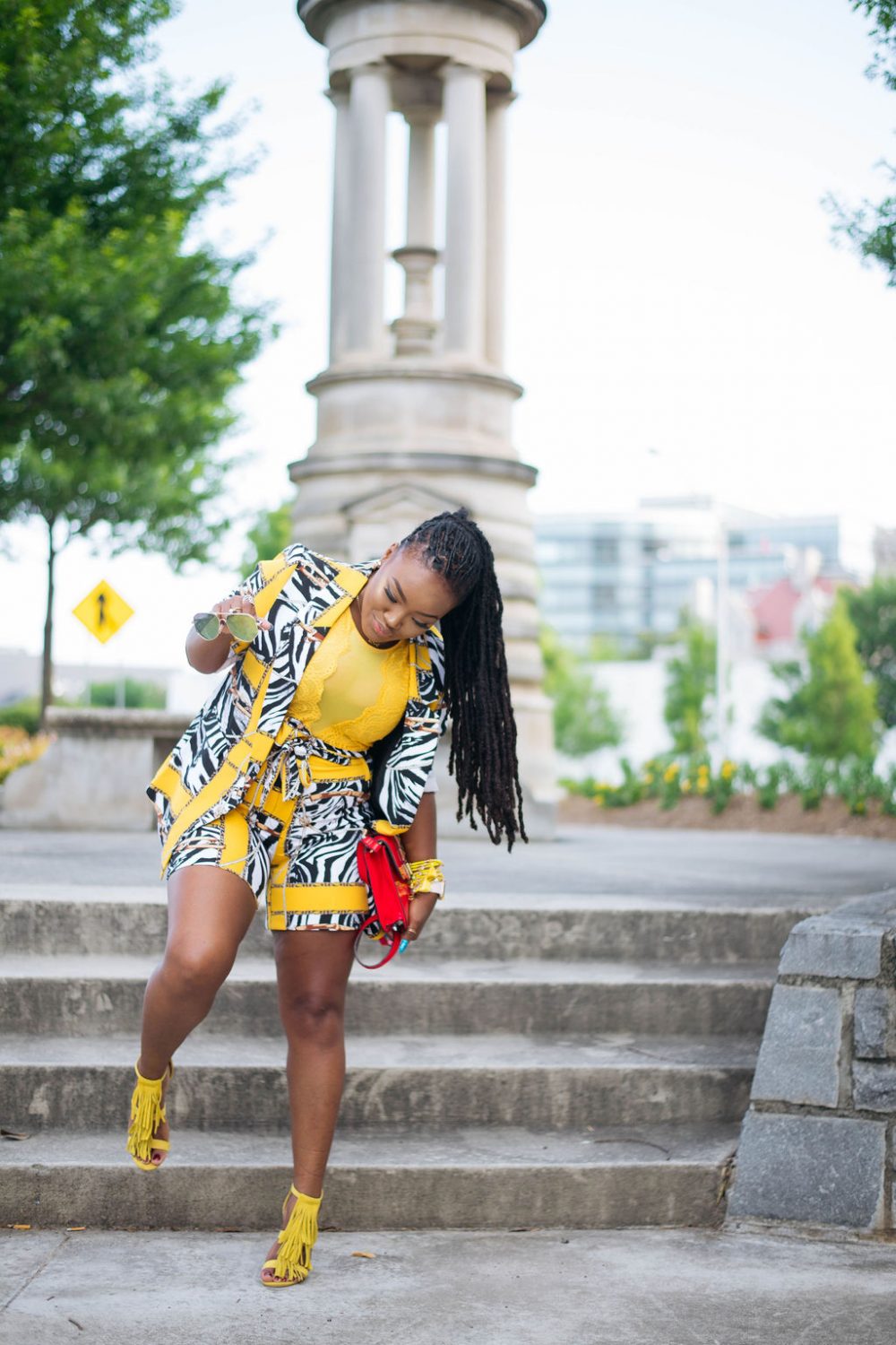 YELLOW SHORTS SUIT