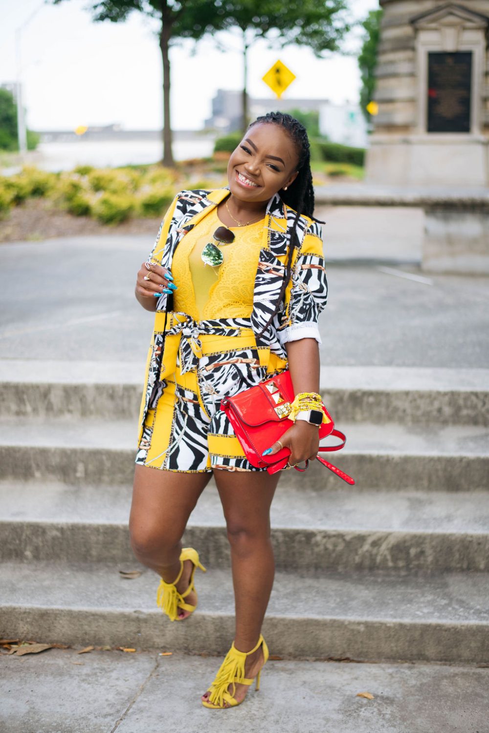 YELLOW SHORTS SUIT