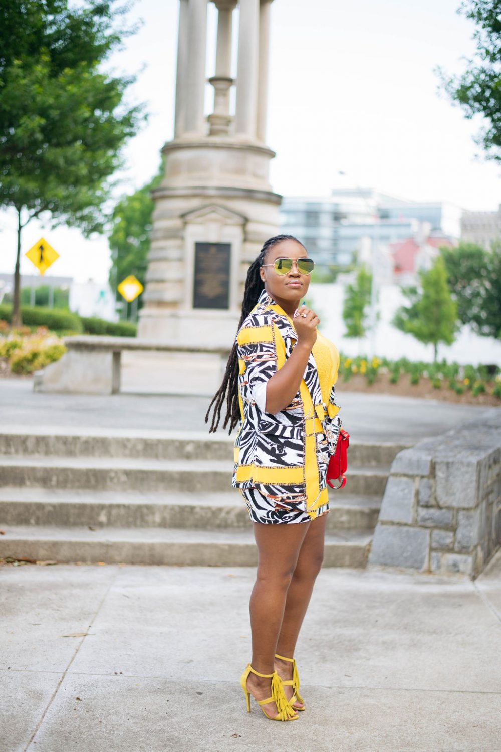YELLOW SHORTS SUIT