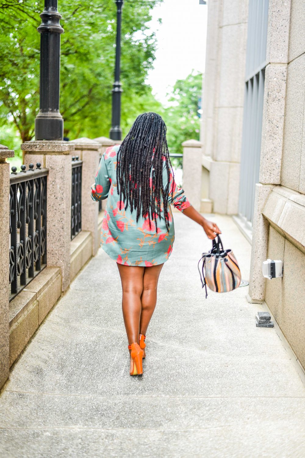 FLORAL BUTTON DOWN BLOUSE