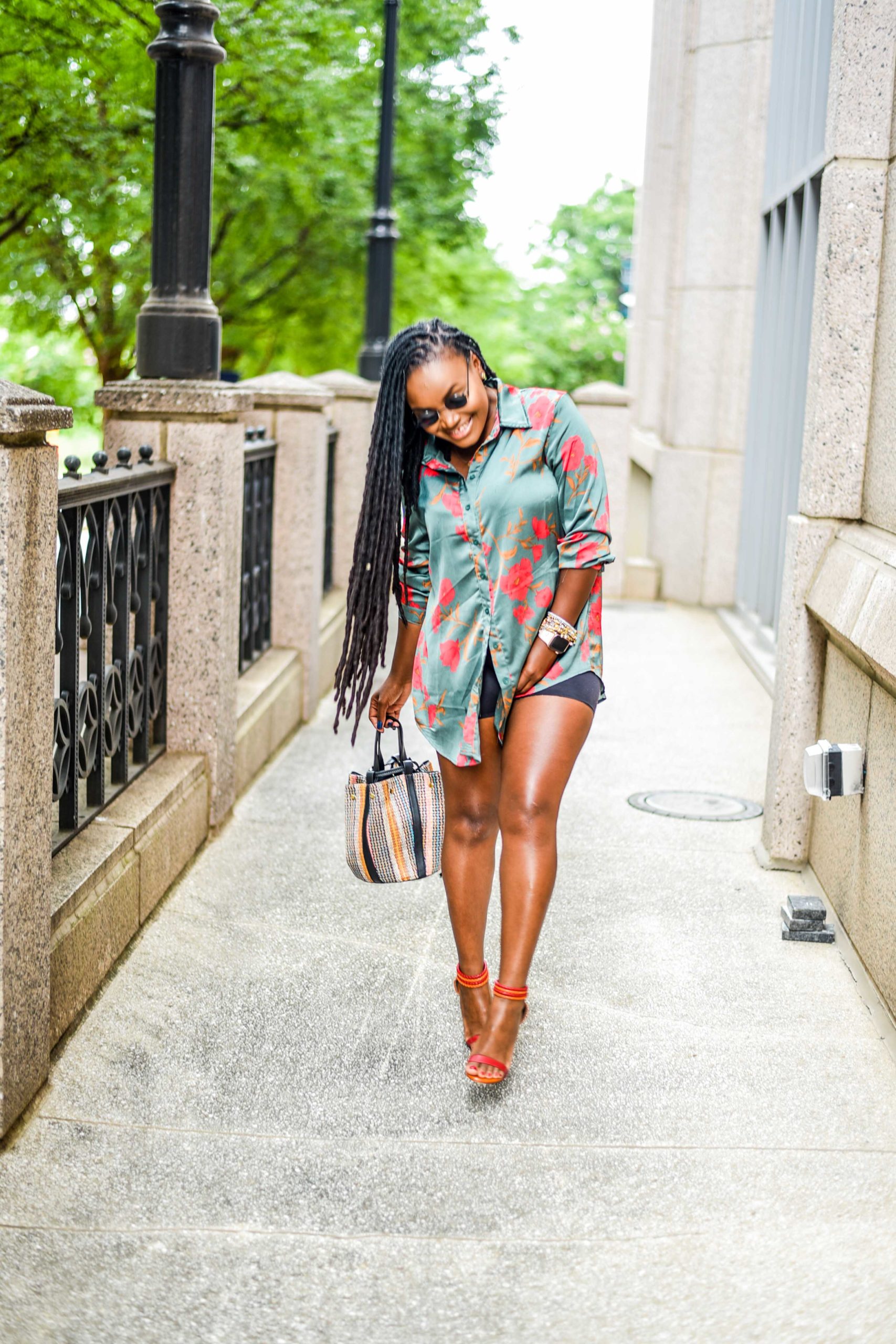 #ONREPEAT: FLORAL BUTTON DOWN BLOUSE