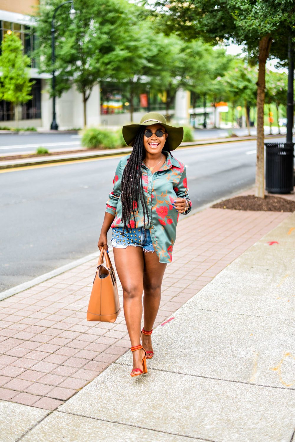 THREE WAYS TO WEAR YOUR BUTTON DOWN BLOUSE