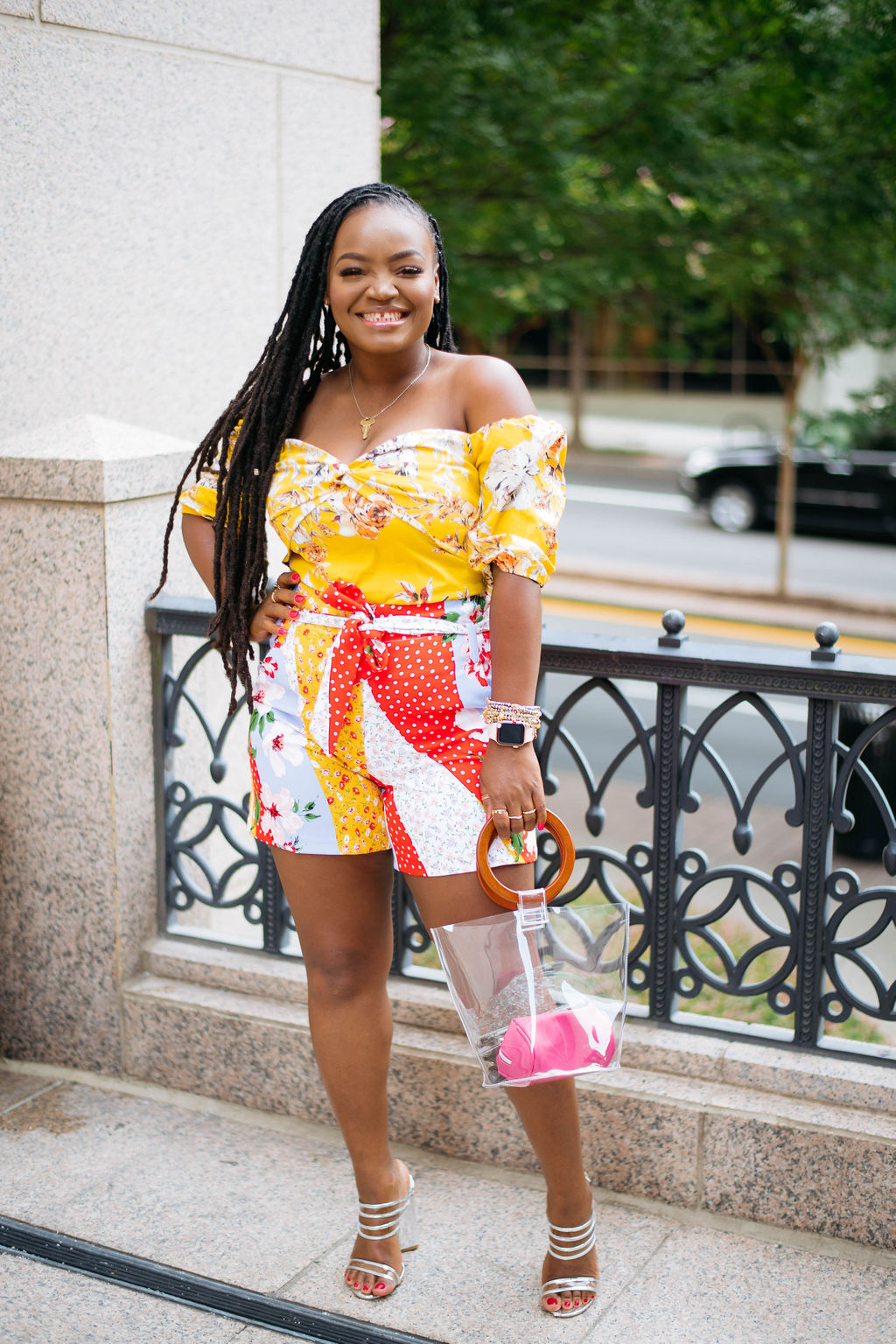 NEW YORK AND COMPANY FLORAL SHORTS