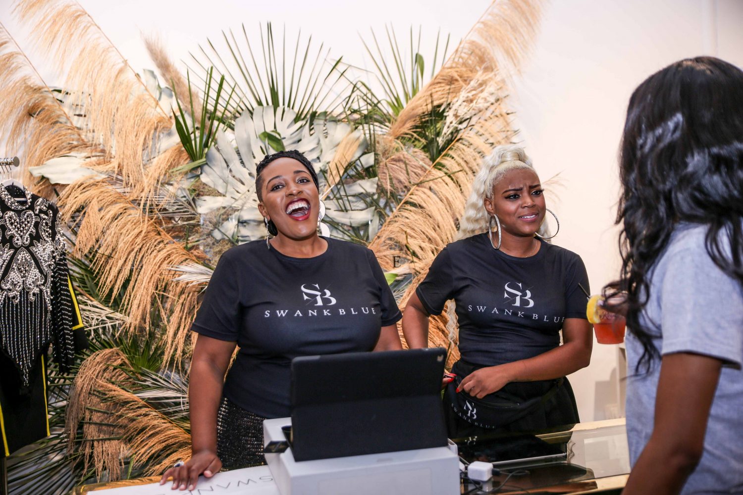 EVENTS: XONECOLE ELEVATEHER CRAWL 2019