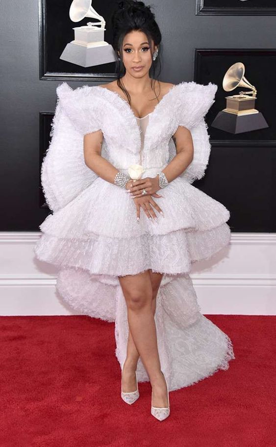 CELEB STYLE WE LOVE: CARDI B OUTFITS