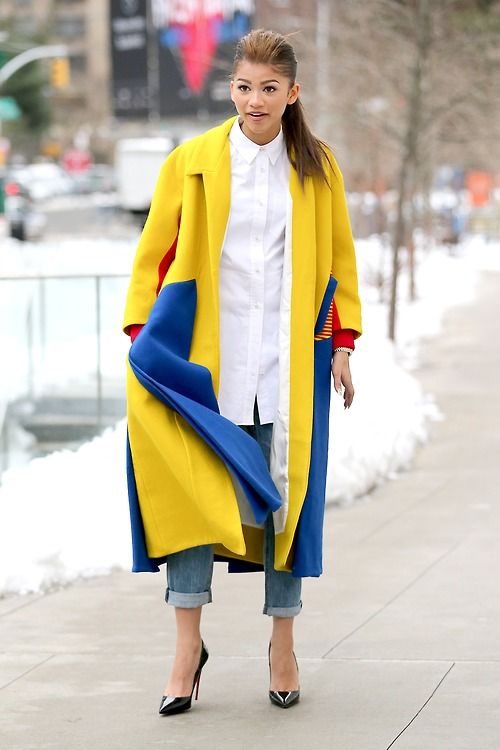 5 FALL OUTFITS INSPIRATION FROM​​ ZENDAYA FALL COATS