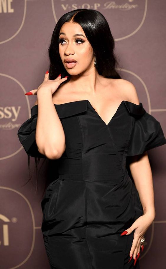 CELEB STYLE WE LOVE: CARDI B OUTFITS