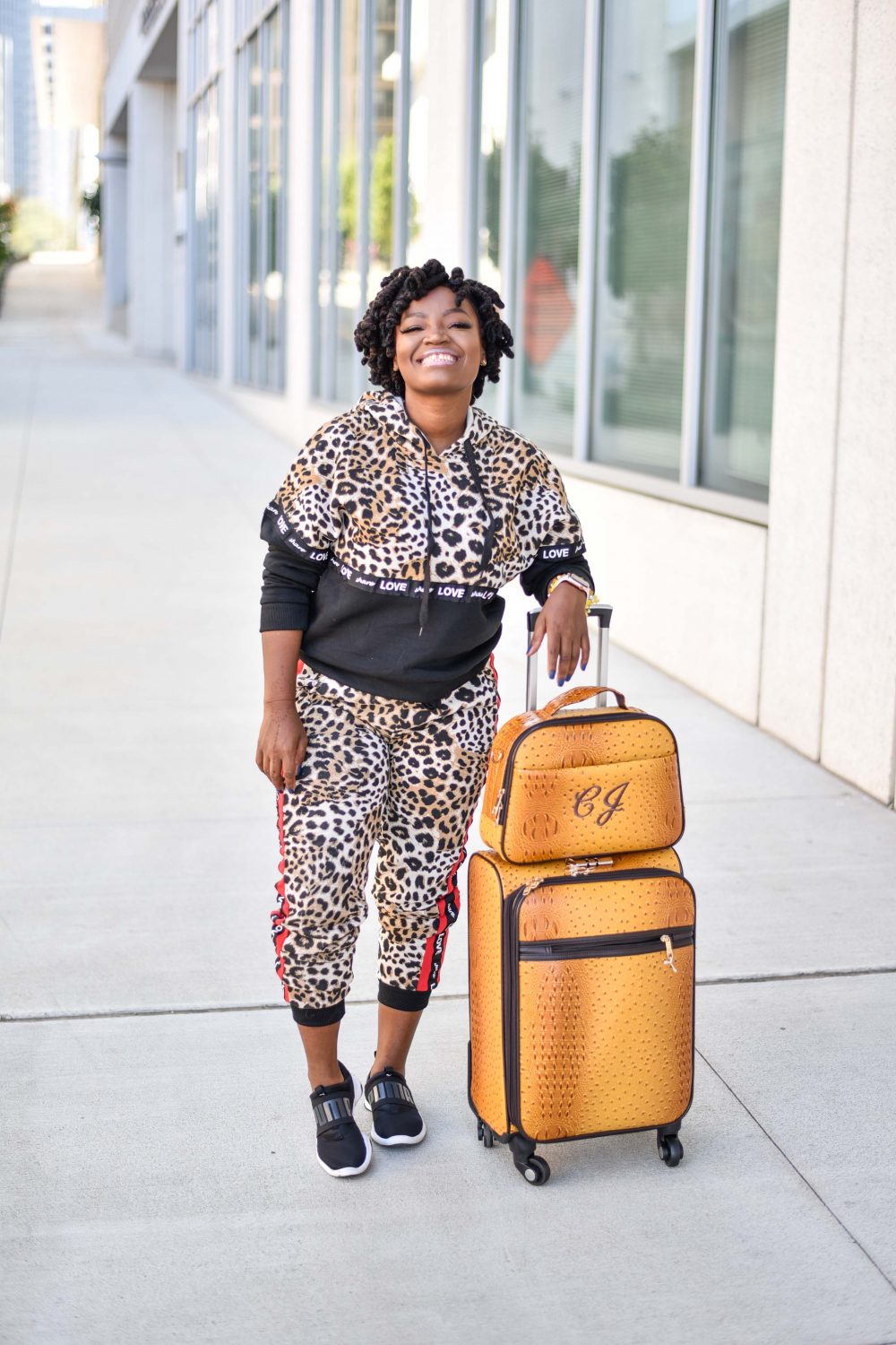 FALL AIRPORT OUTFIT INSPIRATION