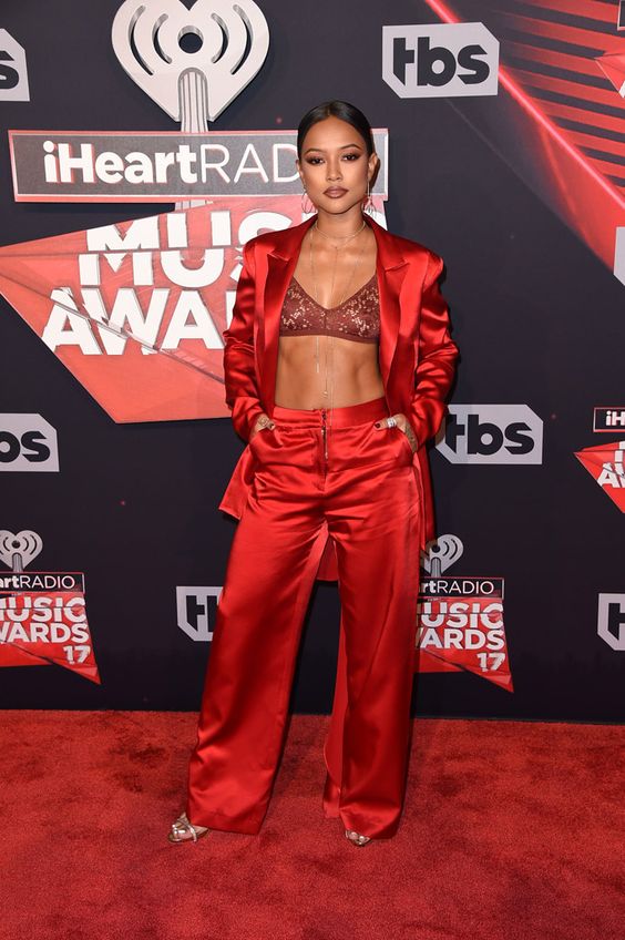 CELEB STYLE: FALL RED SUIT OUTFIT IDEAS