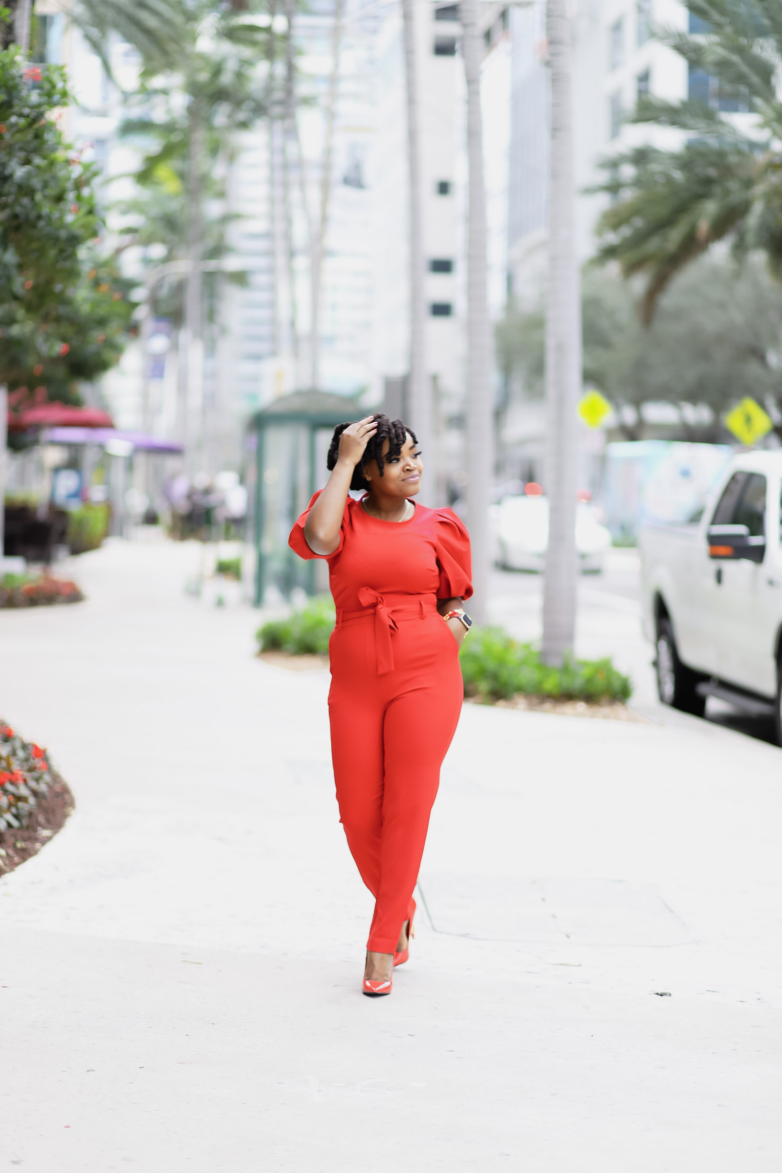 FROM THE OFFICE TO LUNCH TO DATE NIGHT