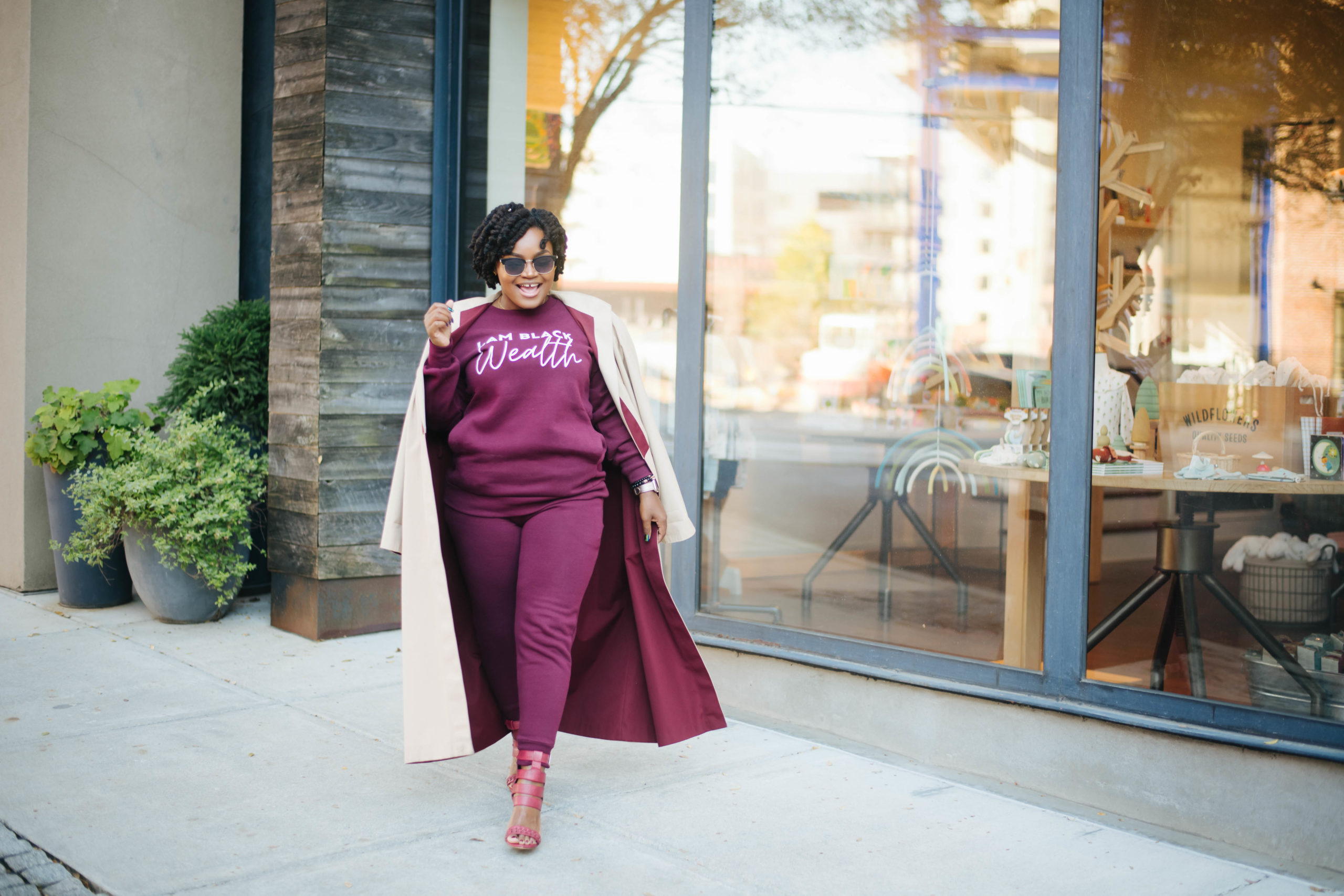 HOW TO STYLE YOUR GRAPHIC TEES FOR THE HOLIDAYS