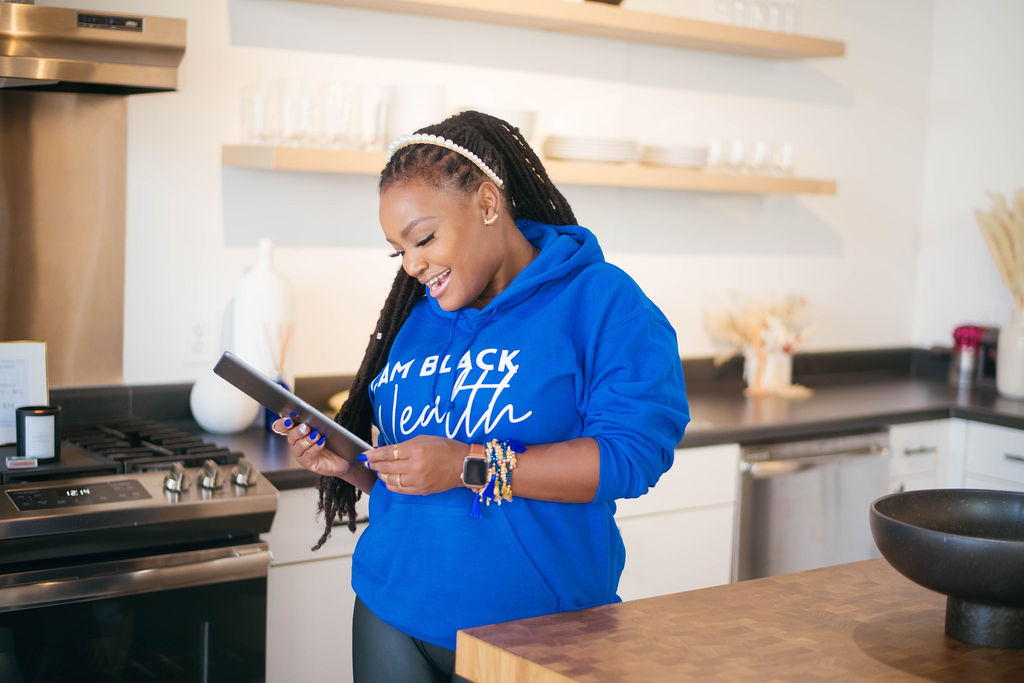 4 APPS I USE TO MANAGE MY MONEY