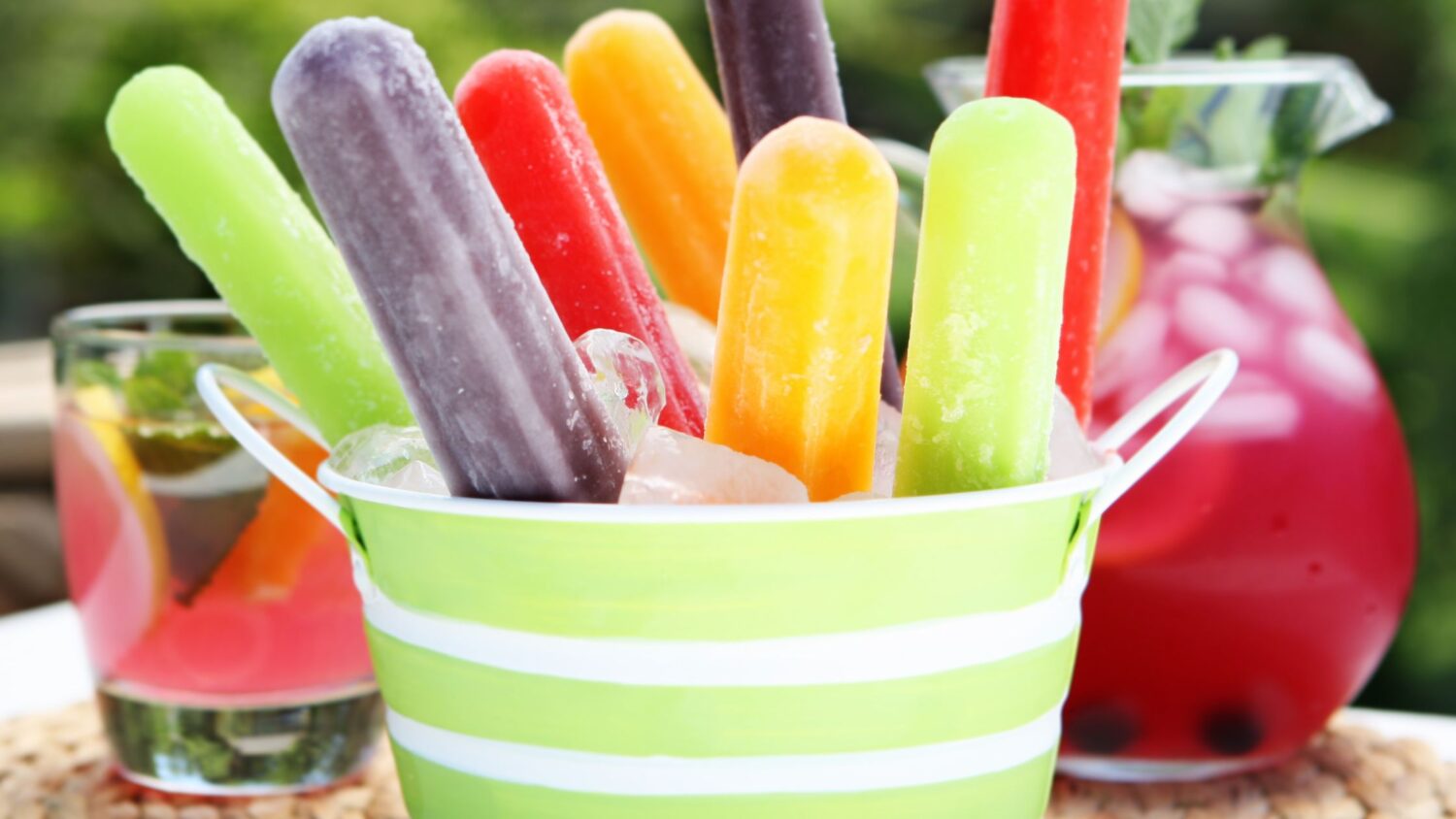 How to Make Popsicles At Home