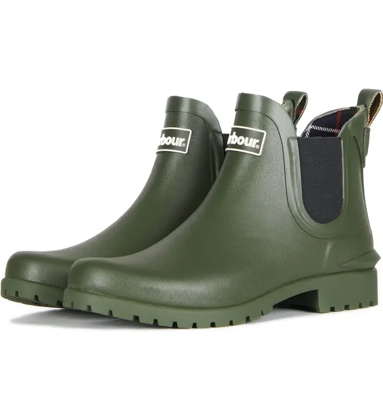 Top 10 Fall Boots You Need This Season