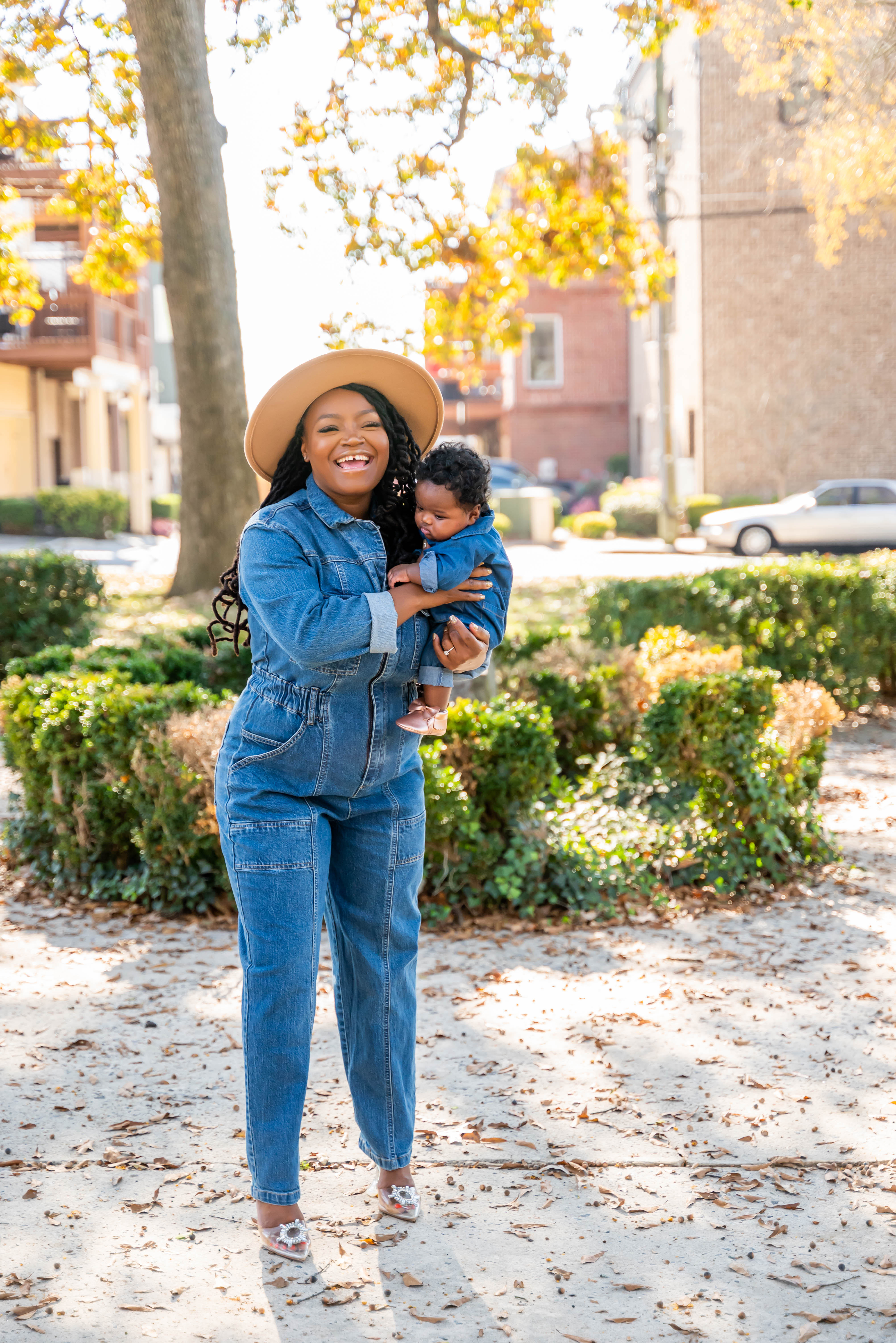6 Adorable Mommy And Me Outfit Ideas for Fall Photoshoots