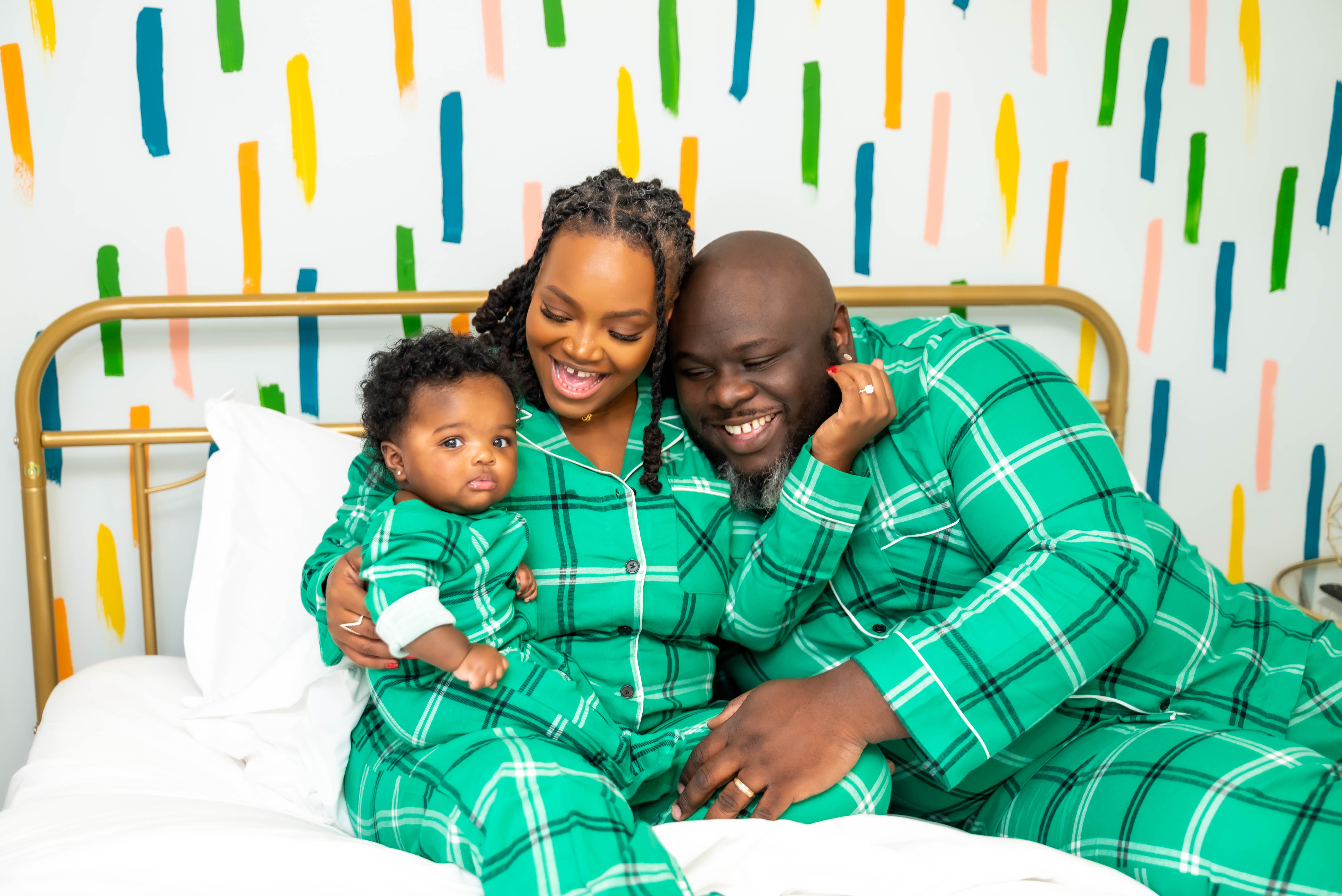 4 Simple Family Christmas Photoshoot Ideas