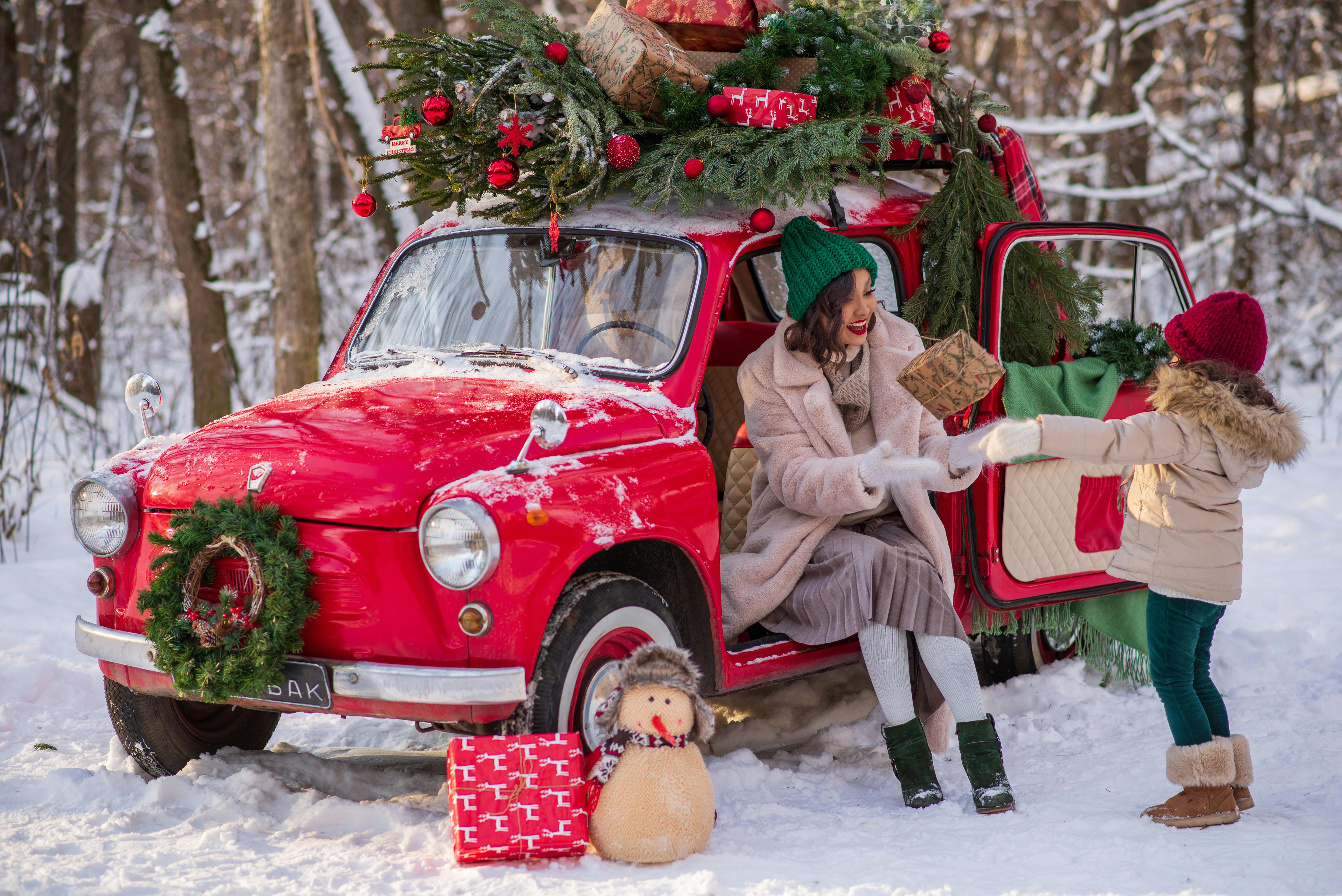 3 Simple Family Christmas Photoshoot Ideas