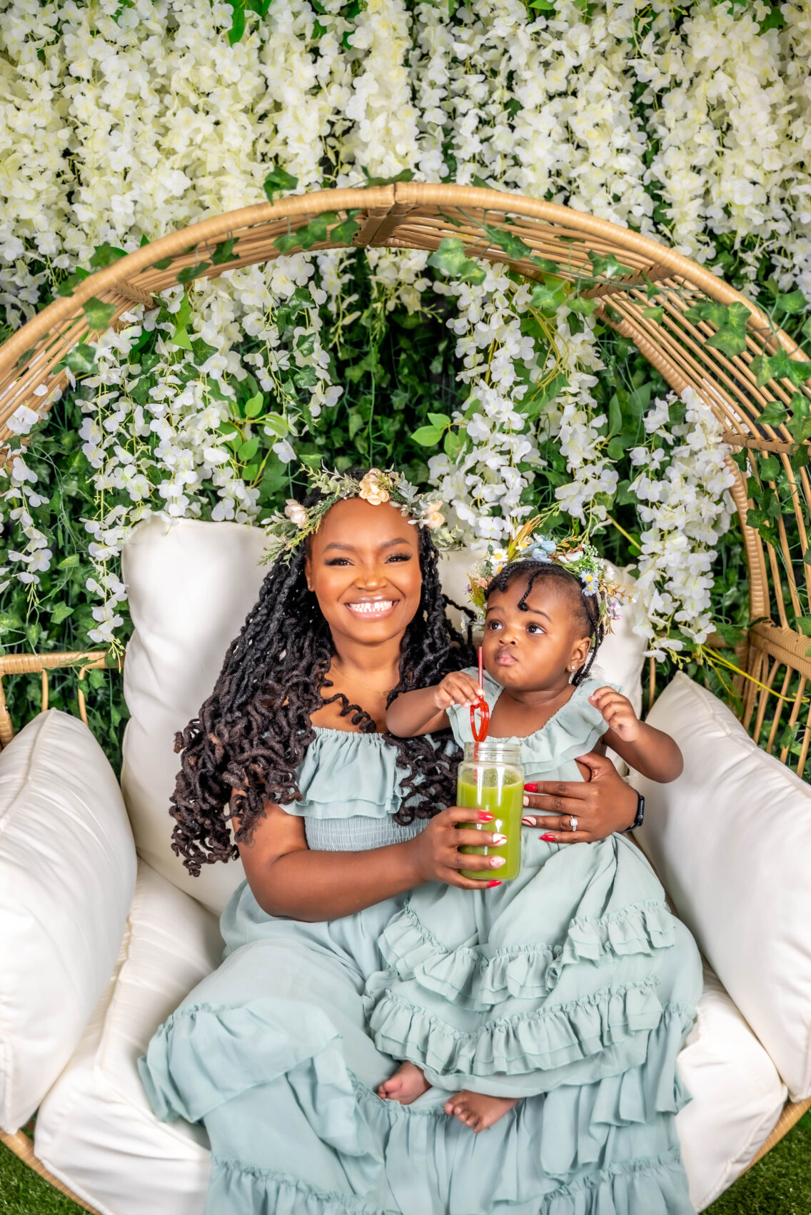 10 Bonding Mommy and Me Spring Activities