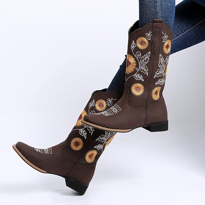 The Best Cowboy Boots for Festivals and Travel Looks