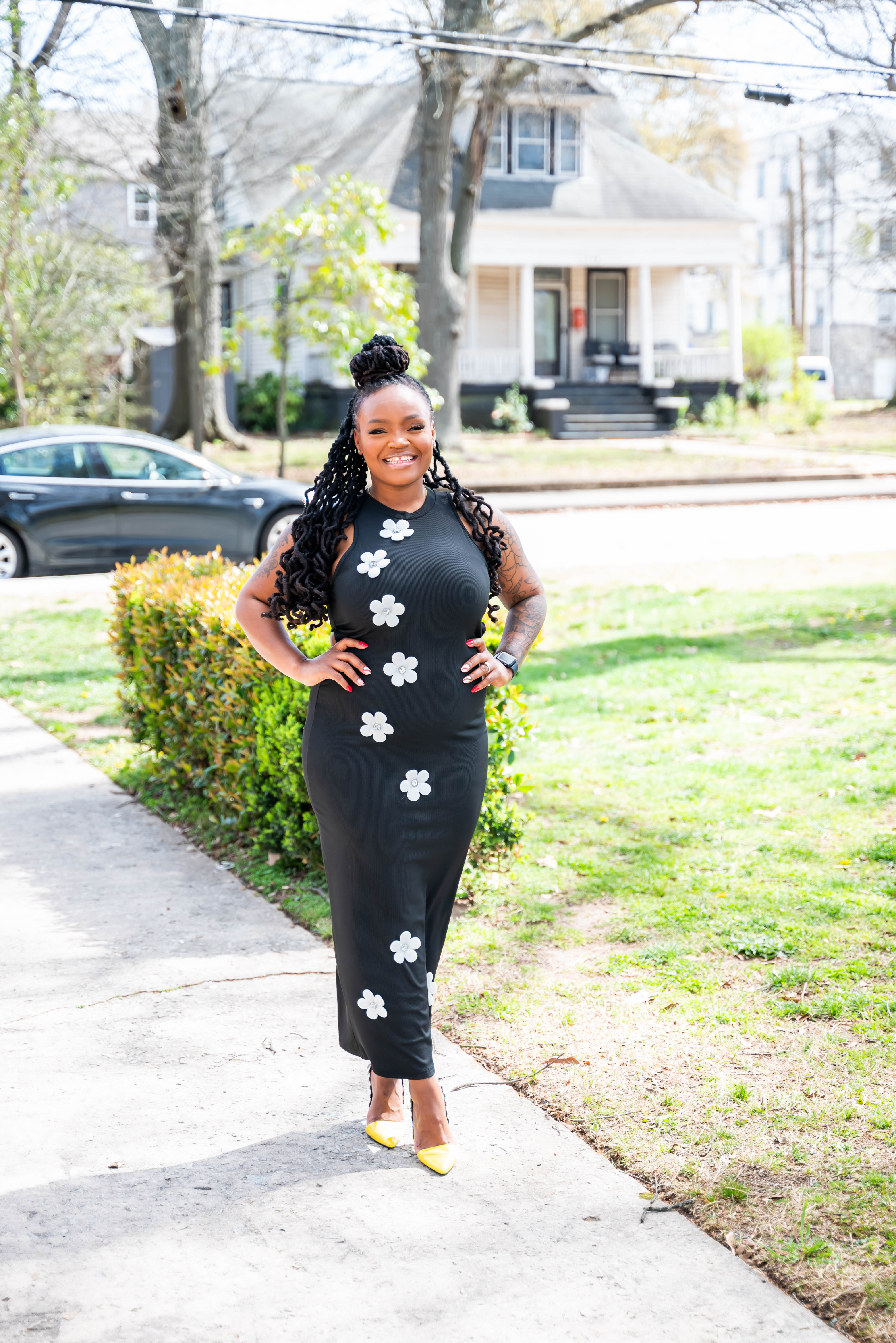 Date Night Outfit: The 3D Floral Maxi Dress You’ll Want in Every Color